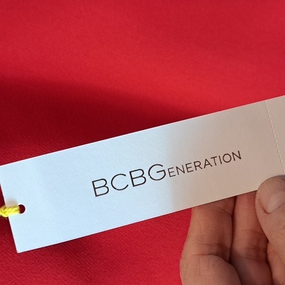 BCBGENERATION RED ZIPPER DETAILED MINI SKIRT - Picture 4 of 6